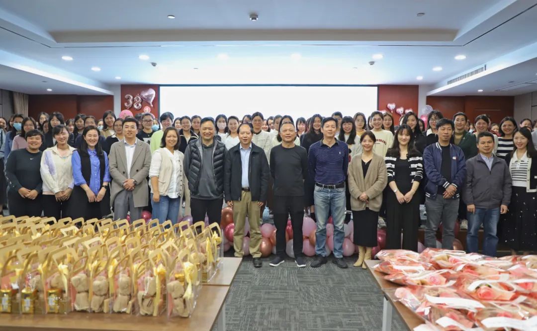 中信恒泰集團(tuán)開展“品味生活 感受幸?！比藡D女節(jié)主題活動(dòng)